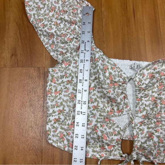 American Eagle Floral Front Tie Smocked Crop Top with Puff Sleeves–Boho Blouse - Picture 8 of 8